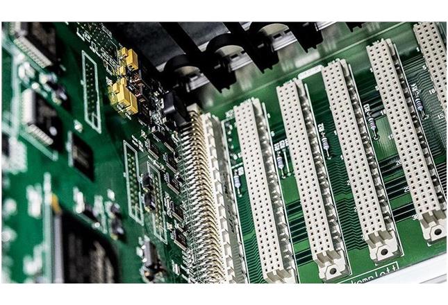 PCB 连接器
